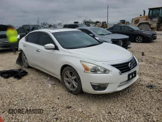 2015 Nissan Altima 2.5 S with VIN 1N4AL3APXFN372441, listed as a Copart auction lot 50377475 with 150,062 mi miles and Salvage Title. Bid and sale history available at carsss.com. Image 4.