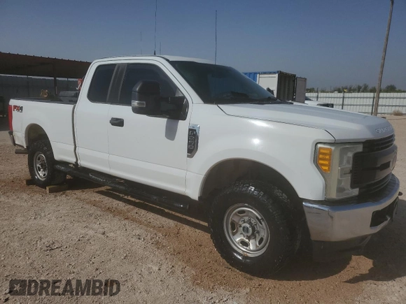 2017 Ford F-250 XLT с VIN 1FT7X2B65HEB37411, выставлен на аукционе Copart как лот 53124885 с пробегом 223 741 миль миль и Чистый • Clean title. История ставок и продаж доступна на DreamBid. Изображение 4.