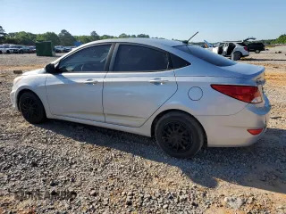2016 Hyundai Accent SE z VIN KMHCT4AE7GU096875, wystawiony jako Copart lot #52945135 z przebiegiem 109 083 mil mil oraz Szkoda całkowita • Salvage title. Historia ofert i sprzedaży dostępna na DreamBid. Obrazek 2.