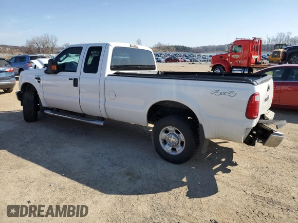 2010 Ford F-250 XL z VIN 1FTSX2BY1AEB41313, wystawiony jako Copart lot #48848615 z przebiegiem Nie podano mil oraz Szkody całkowita. Historia ofert i sprzedaży dostępna na DreamBid. Obrazek 2.