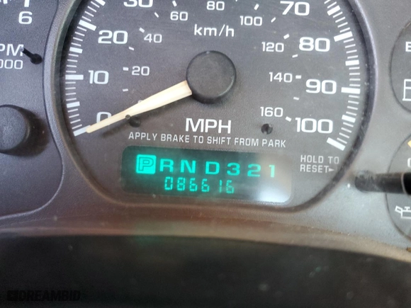 2002 Chevrolet Silverado 1500 with VIN 1GCEC14ZX2Z321070, listed as a Copart auction lot 45131765 with 86,616 mi miles and Salvage Title. Bid and sale history available at carsss.com. Image 9.