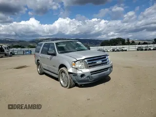 2007 Ford Expedition XLT z VIN 1FMFU15507LA48143, wystawiony jako Copart lot #53579105 z przebiegiem 109 367 mil mil oraz Szkoda całkowita • Salvage title. Historia ofert i sprzedaży dostępna na DreamBid. Obrazek 14.