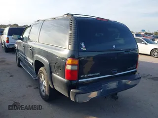 2002 Chevrolet Suburban LS with VIN 3GNEC16Z52G247934, listed as a IAAI auction lot 41081608 with 1 mi miles. Bid and sale history available at carsss.com. Image 3.