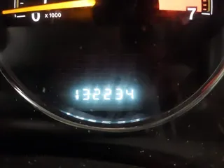 2017 Jeep Compass Latitude z VIN 1C4NJDEB7HD153516, wystawiony jako IAAI lot #41218713 z przebiegiem 132 234 mil mil oraz . Historia ofert i sprzedaży dostępna na DreamBid. Obrazek 15.