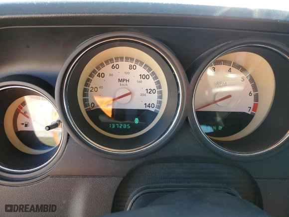 2010 Dodge Challenger SE with VIN 2B3CJ4DV1AH279125, listed as a Copart auction lot 45661955 with 137,285 mi miles and Salvage Title. Bid and sale history available at carsss.com. Image 9.