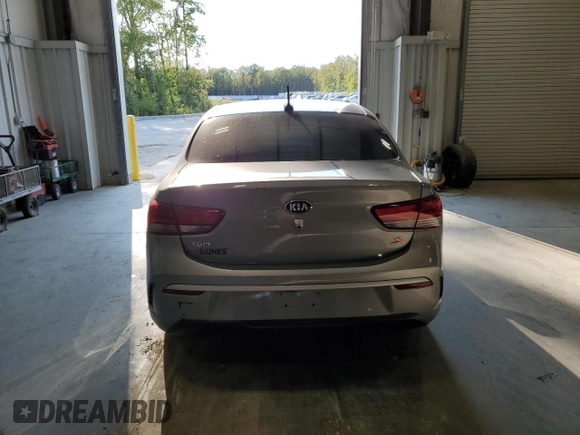 2021 Kia Rio LX with VIN 3KPA24AD8ME365594, listed as a Copart auction lot 70872864 with 68,808 mi miles and Salvage Title. Bid and sale history available at DreamBid. Image 6.