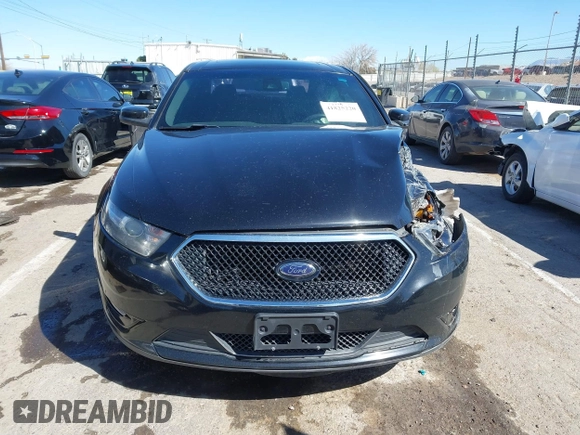 2016 Ford Taurus SHO z VIN 1FAHP2KTXGG153963, wystawiony jako IAAI lot #41825220 z przebiegiem Nie podano mil oraz . Historia ofert i sprzedaży dostępna na DreamBid. Obrazek 11.