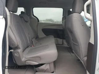 2017 Chrysler Pacifica Touring with VIN 2C4RC1DG8HR695034, listed as a Copart auction lot 55077695 with 113,430 mi miles and Salvage Title. Bid and sale history available at DreamBid. Image 11.