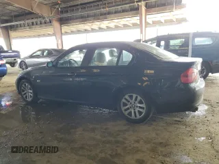 2006 BMW 3 Series 325i with VIN WBAVB13566KX62207, listed as a Copart auction lot 45338735 with 90,070 mi miles and Clean Title. Bid and sale history available at carsss.com. Image 2.