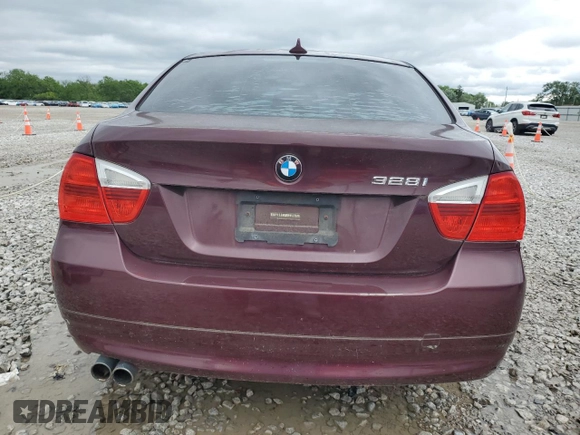 2007 BMW 3 Series 328i z VIN WBAVA33547KX76185, wystawiony jako Copart lot #57923175 z przebiegiem 177 710 mil mil oraz Czysty tytuł • Clean title. Historia ofert i sprzedaży dostępna na DreamBid. Obrazek 6.