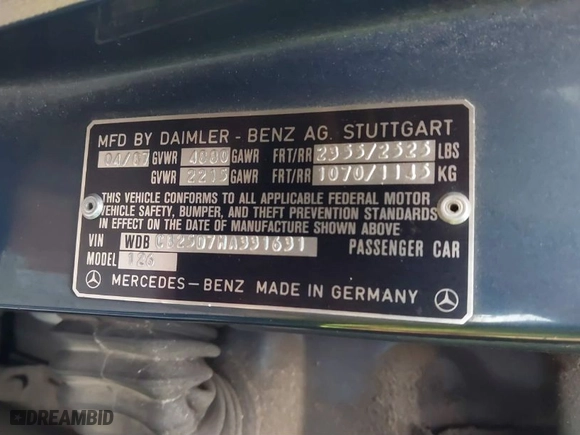 1987 Mercedes-Benz 300 Series 300SDL with VIN WDBCB25D7HA331631, listed as a IAAI auction lot 41808131 with 303,183 mi miles. Bid and sale history available at carsss.com. Image 9.