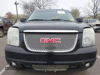 2012 GMC Yukon Denali with VIN 1GKS2EEF5CR129160, listed as a IAAI auction lot 42012417 with 221,871 mi miles. Bid and sale history available at carsss.com. Image 6.