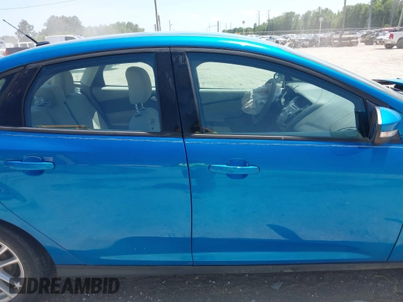 2016 Ford Focus SE with VIN 1FADP3F26GL350240, listed as a IAAI auction lot 41997300 with 84,871 mi miles. Bid and sale history available at carsss.com. Image 13.