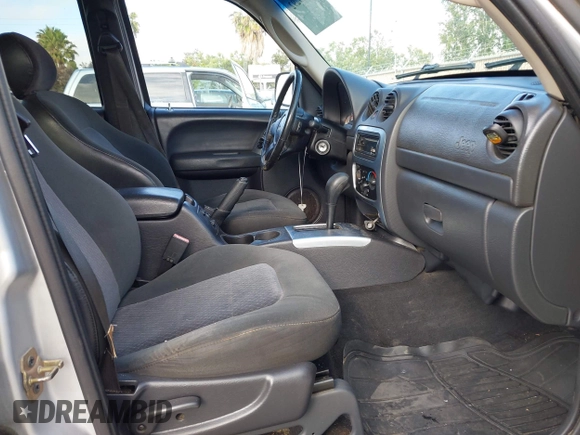 2003 Jeep Liberty Limited with VIN 1J4GK58K13W505617, listed as a IAAI auction lot 42519292 with 272,992 mi miles and . Bid and sale history available at DreamBid. Image 5.