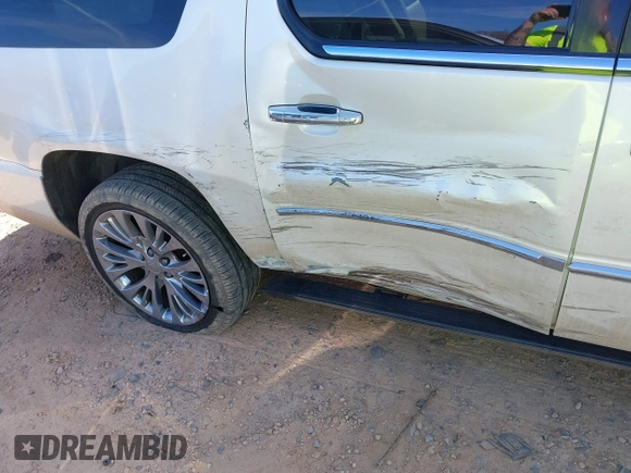 2011 Cadillac Escalade ESV Premium с VIN 1GYS4JEF1BR154922, выставлен на аукционе IAAI как лот 41487239 с пробегом 154 979 миль миль и . История ставок и продаж доступна на DreamBid. Изображение 6.