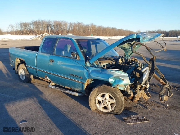 1996 Dodge Ram 1500 with VIN 3B7HC13Y6TG175533, listed as a IAAI auction lot 41424400 with 308,794 mi miles. Bid and sale history available at carsss.com. Image 1.