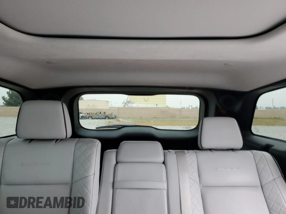 2019 Jeep Grand Cherokee Summit with VIN 1C4RJFJT8KC558499, listed as a Copart auction lot 54074725 with 65,844 mi miles and Salvage title. Bid and sale history available at DreamBid. Image 10.