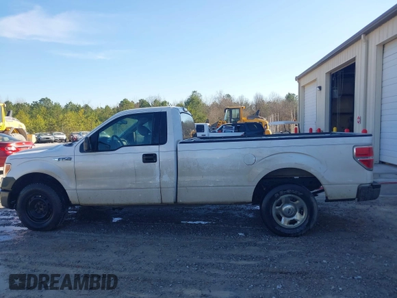2012 Ford F-150 XL with VIN 1FTMF1CM6CKD65991, listed as a IAAI auction lot 41659767 with 263,099 mi miles. Bid and sale history available at carsss.com. Image 14.