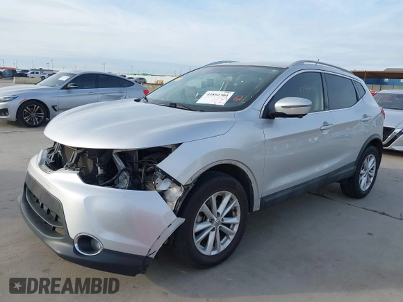 2017 Nissan Rogue SV z VIN JN1BJ1CP5HW030515, wystawiony jako IAAI lot #41892304 z przebiegiem 83 794 mil mil oraz . Historia ofert i sprzedaży dostępna na DreamBid. Obrazek 19.