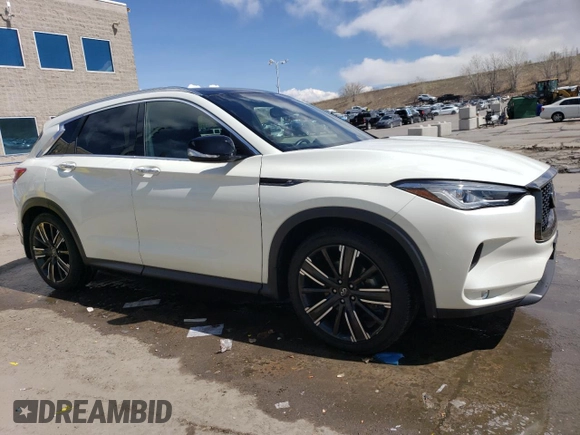2021 Infiniti QX50 Luxe with VIN 3PCAJ5BB8MF102182, listed as a Copart auction lot 51758835 with 40,582 mi miles and Salvage Title. Bid and sale history available at DreamBid. Image 4.