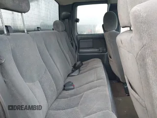2003 Chevrolet Silverado 1500 with VIN 2GCEK19T231411251, listed as a IAAI auction lot 41513943 with 232,469 mi miles. Bid and sale history available at carsss.com. Image 8.