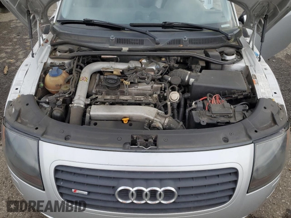 2001 Audi TT with VIN TRUWT28N111043941, listed as a Copart auction lot 41547035 with 97,099 mi miles and Clean Title. Bid and sale history available at carsss.com. Image 11.