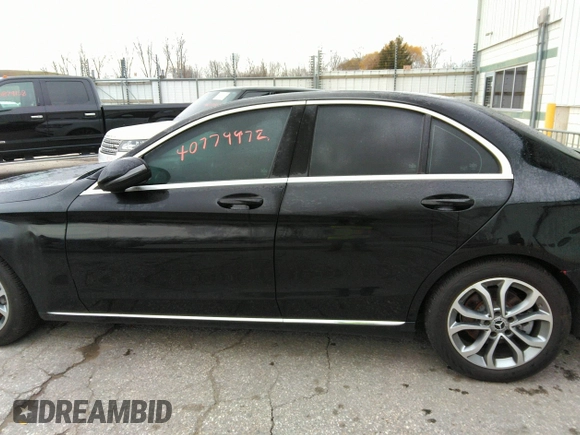 2018 Mercedes-Benz C with VIN 55SWF4JB8JU244528, listed as a IAAI auction lot 40779972 with 119,260 mi miles. Bid and sale history available at carsss.com. Image 14.