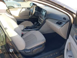 2018 Hyundai Sonata Sport with VIN 5NPE34AF1JH599695, listed as a IAAI auction lot 41231886 with 109,743 mi miles and . Bid and sale history available at carsss.com. Image 5.