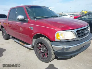 2001 Ford F-150 SuperCrew XLT with VIN 1FTRW07L71KD64069, listed as a IAAI auction lot 41914660 with 1 mi miles. Bid and sale history available at carsss.com. Image 1.