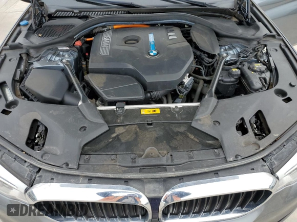 2018 BMW 5 Series 530e with VIN WBAJA9C53JG623289, listed as a Copart auction lot 48053465 with 120,969 mi miles and Clean title. Bid and sale history available at DreamBid. Image 11.
