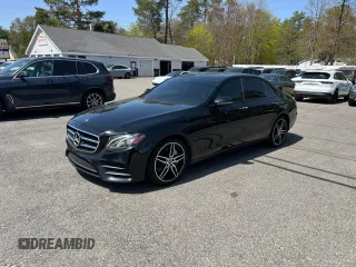 2020 Mercedes-Benz E-Class E 350 with VIN W1KZF8DBXLA841120, listed as a Copart auction lot 55361315 with 118,655 mi miles and Clean Title. Bid and sale history available at carsss.com. Image 1.