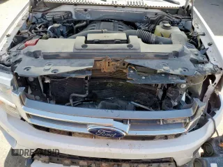 2015 Ford Expedition Limited z VIN 1FMJU2AT0FEF33762, wystawiony jako Copart lot #61038895 z przebiegiem 18 609 mil mil oraz Szkoda całkowita • Salvage title. Historia ofert i sprzedaży dostępna na DreamBid. Obrazek 12.
