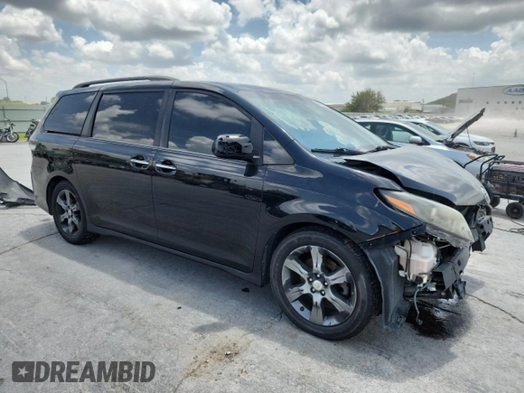 2015 Toyota Sienna SE with VIN 5TDXK3DC8FS590100, listed as a Copart auction lot 63878265 with 158,031 mi miles and Clean title. Bid and sale history available at DreamBid. Image 4.