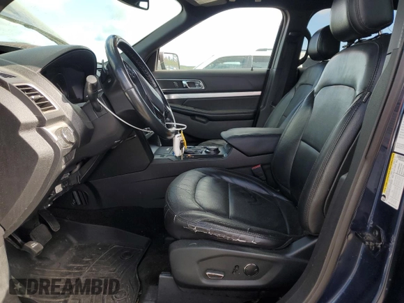 2017 Ford Explorer XLT with VIN 1FM5K8D8XHGD09035, listed as a Copart auction lot 56655445 with 73,643 mi miles and Salvage title. Bid and sale history available at DreamBid. Image 7.