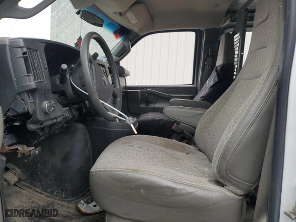 2017 GMC Savana Cargo Van with VIN 1GTW7AFF5H1143359, listed as a Copart auction lot 53189835 with 114,245 mi miles and Salvage Title. Bid and sale history available at carsss.com. Image 7.