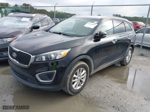 2017 Kia Sorento LX with VIN 5XYPG4A32HG293495, listed as a IAAI auction lot 41929583 with 117,080 mi miles. Bid and sale history available at carsss.com. Image 17.