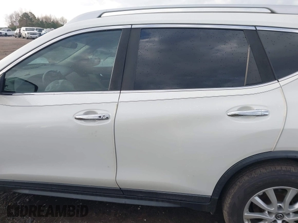 2018 Nissan Rogue SV with VIN KNMAT2MV7JP574729, listed as a IAAI auction lot 41812425 with 106,159 mi miles. Bid and sale history available at carsss.com. Image 15.