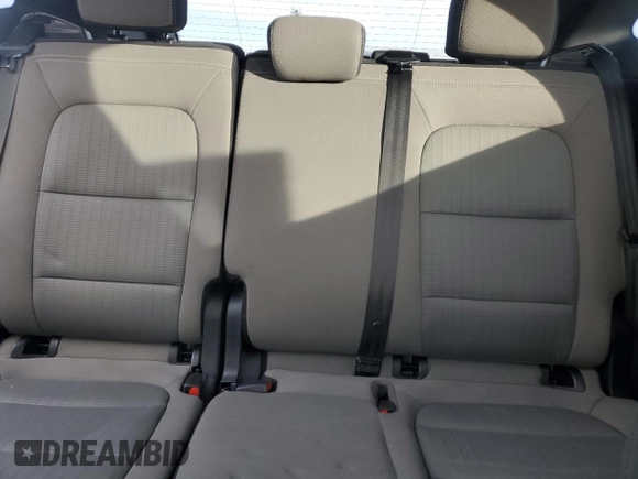 2022 Ford Escape S с VIN 1FMCU9F6XNUA23282, выставлен на аукционе Copart как лот 87835835 с пробегом 116 686 миль миль и Списание • Salvage title. История ставок и продаж доступна на DreamBid. Изображение 10.