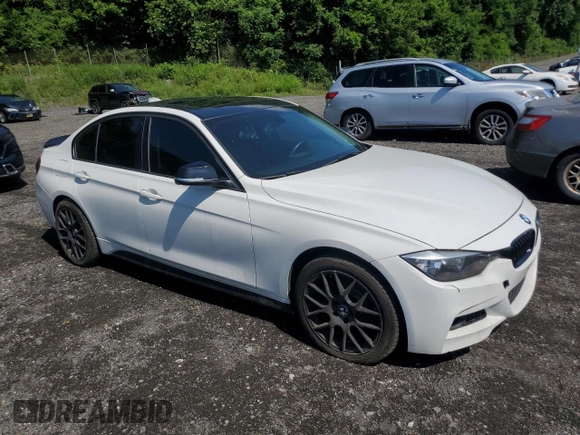 2013 BMW 3 Series 328i xDrive z VIN WBA3B5C52DF596210, wystawiony jako Copart lot #62370955 z przebiegiem 59 106 mil mil oraz Szkoda całkowita • Salvage title. Historia ofert i sprzedaży dostępna na DreamBid. Obrazek 4.