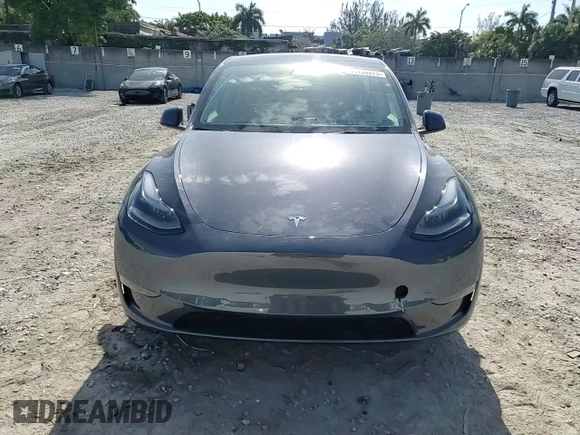 2022 Tesla Model Y Performance with VIN 7SAYGDEF9NF513648, listed as a Copart auction lot 55156475 with 29,280 mi miles and Non Repairable. Bid and sale history available at DreamBid. Image 13.