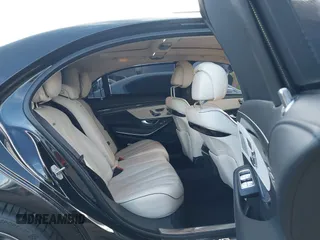 2018 Mercedes-Benz S 63 AMG with VIN WDDUG8JB9JA357139, listed as a IAAI auction lot 41265507 with 41,224 mi miles and . Bid and sale history available at DreamBid. Image 8.