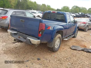 2005 Chevrolet Colorado LS Z71 z VIN 1GCDT196458186432, wystawiony jako IAAI lot #42011293 z przebiegiem 170 273 mil mil oraz . Historia ofert i sprzedaży dostępna na DreamBid. Obrazek 4.
