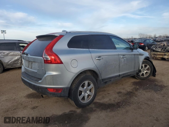 2012 Volvo XC60 3.2L z VIN YV4952DL8C2341287, wystawiony jako Copart lot #41500605 z przebiegiem 126 567 mil mil oraz Szkoda całkowita • Salvage title. Historia ofert i sprzedaży dostępna na DreamBid. Obrazek 3.