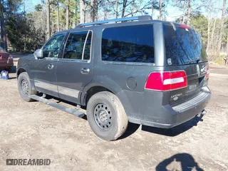 2009 Lincoln Navigator with VIN 5LMFU28579LJ00854, listed as a IAAI auction lot 41692066 with 245,264 mi miles. Bid and sale history available at carsss.com. Image 3.