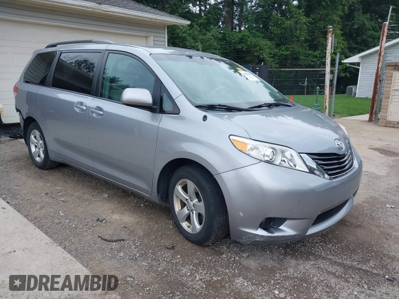 2013 Toyota Sienna LE AAS with VIN 5TDKK3DC7DS332092, listed as a IAAI auction lot 42676665 with 121,481 mi miles and . Bid and sale history available at DreamBid. Image 1.