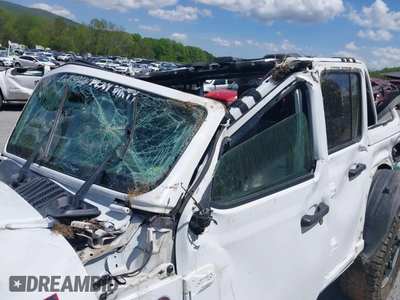 2020 Jeep Wrangler Unlimited Rubicon z VIN 1C4JJXFM5LW278740, wystawiony jako IAAI lot #42086112 z przebiegiem 93 658 mil mil oraz . Historia ofert i sprzedaży dostępna na DreamBid. Obrazek 16.
