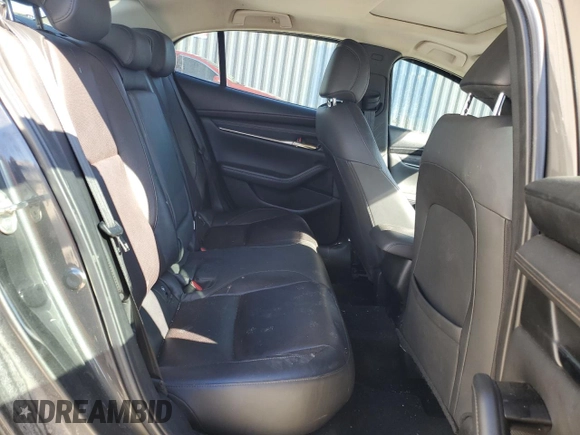 2019 Mazda 3 Premium with VIN 3MZBPAEM0KM105138, listed as a Copart auction lot 47826545 with 86,929 mi miles and Salvage Title. Bid and sale history available at DreamBid. Image 10.