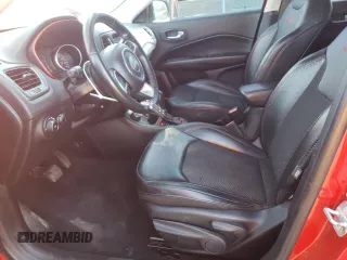 2019 Jeep Compass Trailhawk z VIN 3C4NJDDBXKT671560, wystawiony jako Copart lot #86878594 z przebiegiem 111 576 mil mil oraz Szkoda całkowita • Salvage title. Historia ofert i sprzedaży dostępna na DreamBid. Obrazek 7.