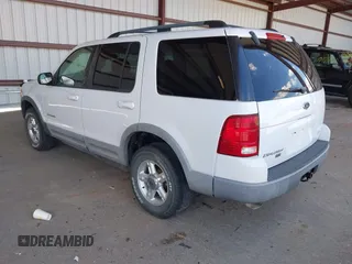 2002 Ford Explorer XLT с VIN 1FMZU73E92ZC17715, выставлен на аукционе IAAI как лот 42130163 с пробегом 243 059 миль миль и . История ставок и продаж доступна на DreamBid. Изображение 3.