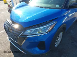 2021 Nissan Kicks S with VIN 3N1CP5BV1ML505393, listed as a IAAI auction lot 41706638 with 22,510 mi miles. Bid and sale history available at carsss.com. Image 6.